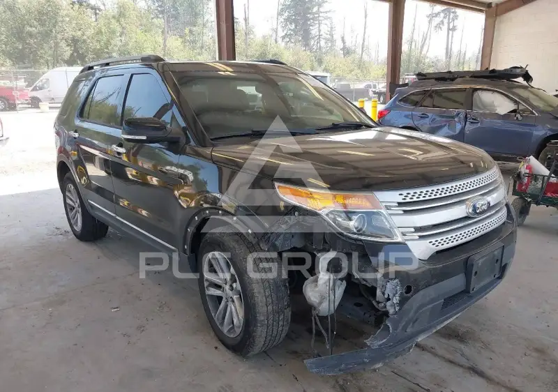 2014 Ford EXPLORER photo