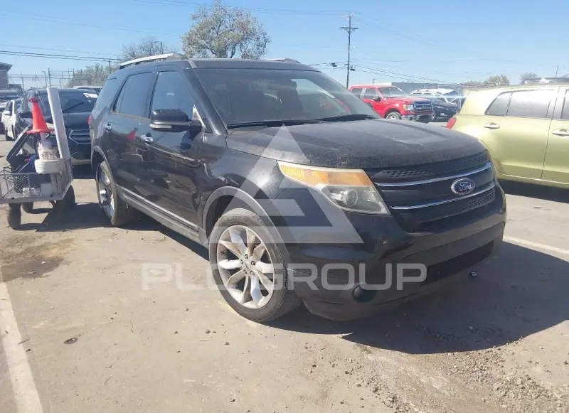 2014 Ford EXPLORER photo