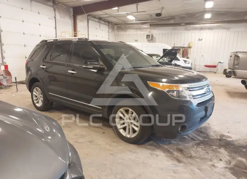 2014 Ford EXPLORER фото
