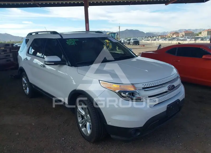 2014 Ford EXPLORER photo