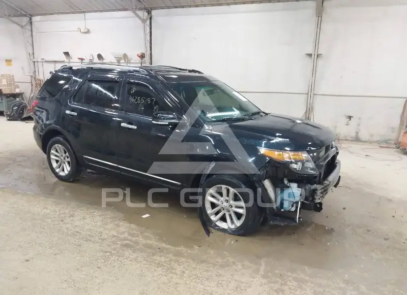 2014 Ford EXPLORER photo
