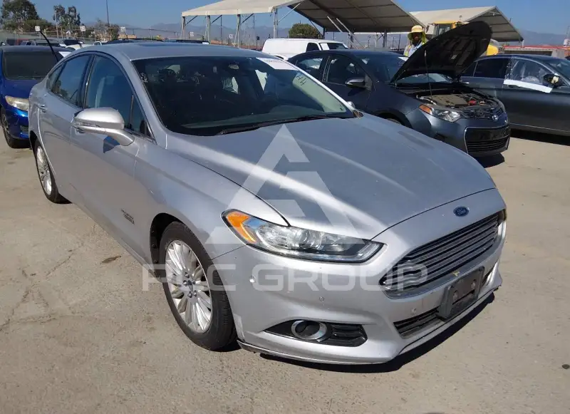 2014 Ford FUSION фото