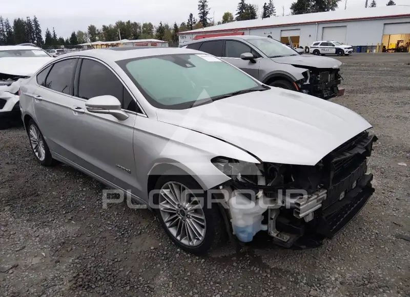 2014 Ford FUSION photo