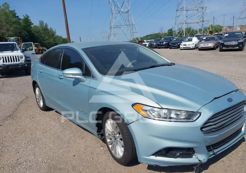 2014 Ford FUSION photo