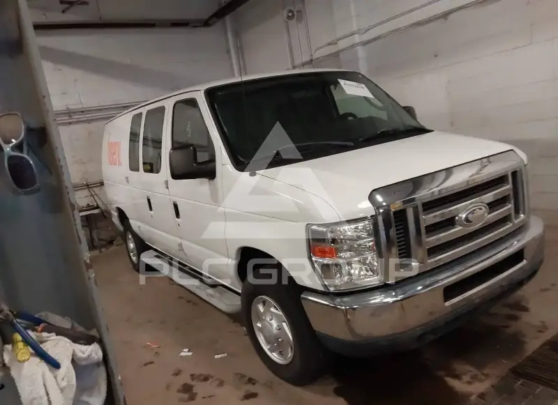 2014 Ford E-250 photo