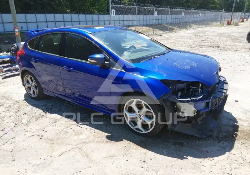 2014 Ford FOCUS фото