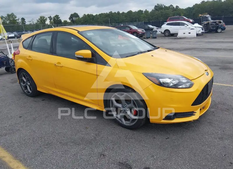 2014 Ford FOCUS фото