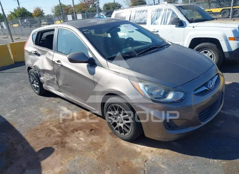 2014 Hyundai Accent фото