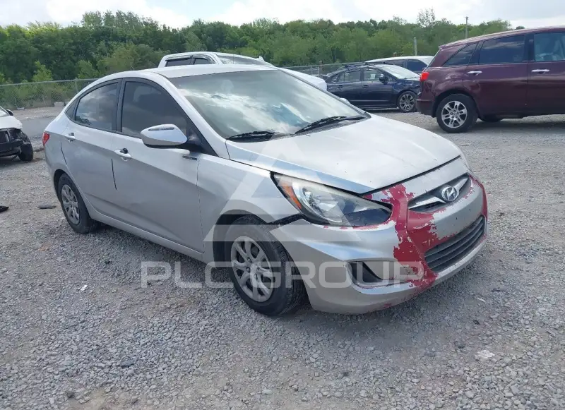 2014 Hyundai Accent photo