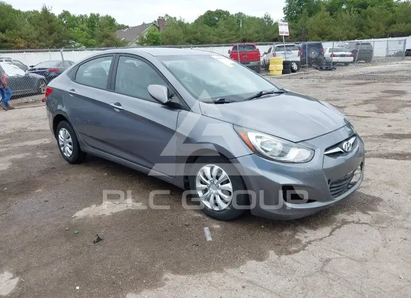 2014 Hyundai Accent photo