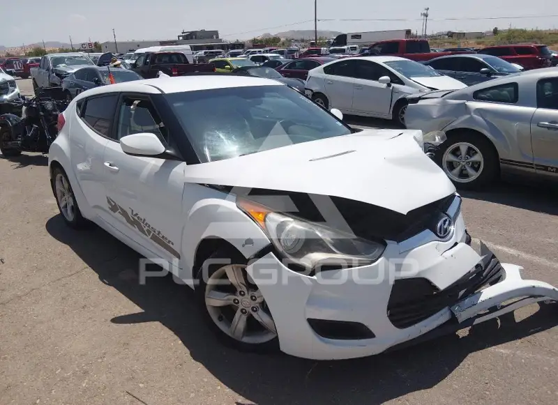 2014 Hyundai Veloster photo