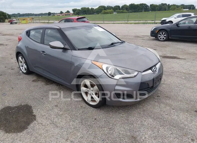 2014 Hyundai Veloster photo