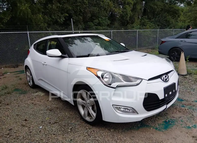 2014 Hyundai Veloster photo