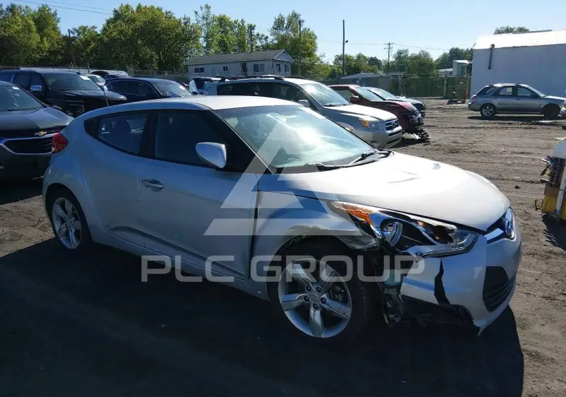 2014 Hyundai Veloster photo