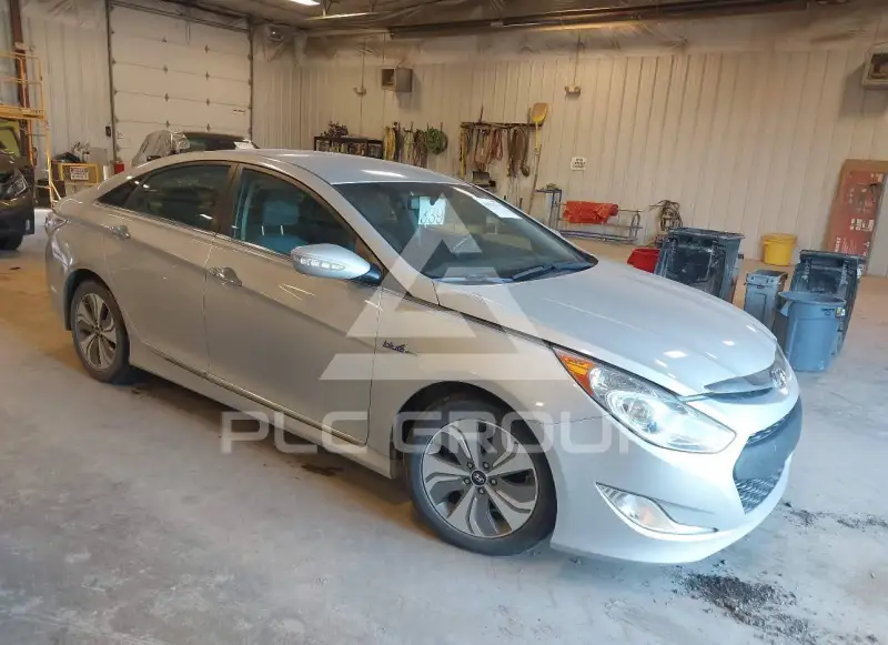 2014 Hyundai Sonata photo