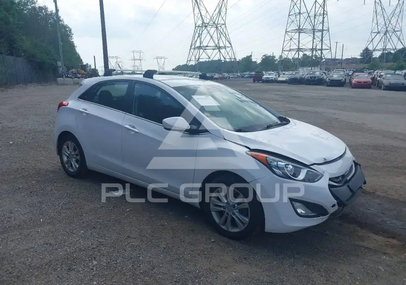 2014 Hyundai Elantra photo