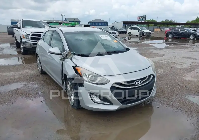 2014 Hyundai Elantra photo