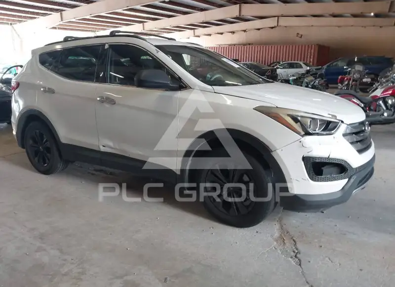 2014 Hyundai Santa Fe photo