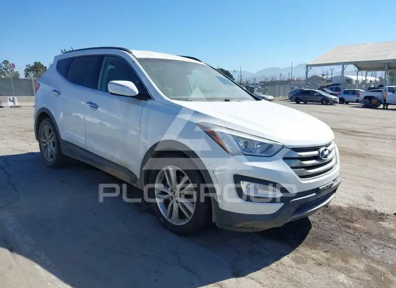 2014 Hyundai Santa Fe photo