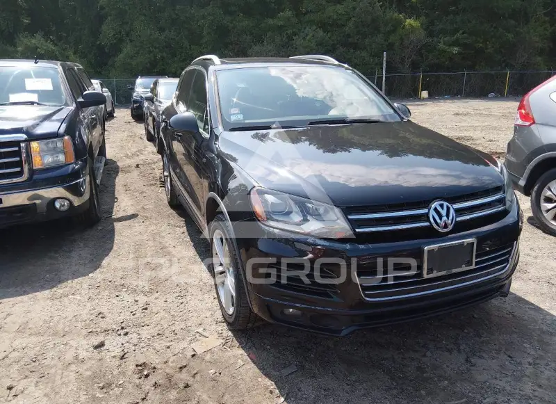 2014 Volkswagen Touareg фото