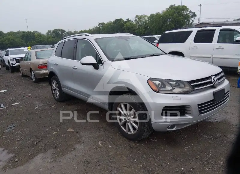 2014 Volkswagen Touareg фото