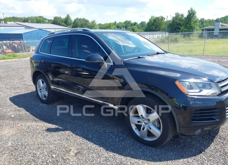 2014 Volkswagen Touareg photo