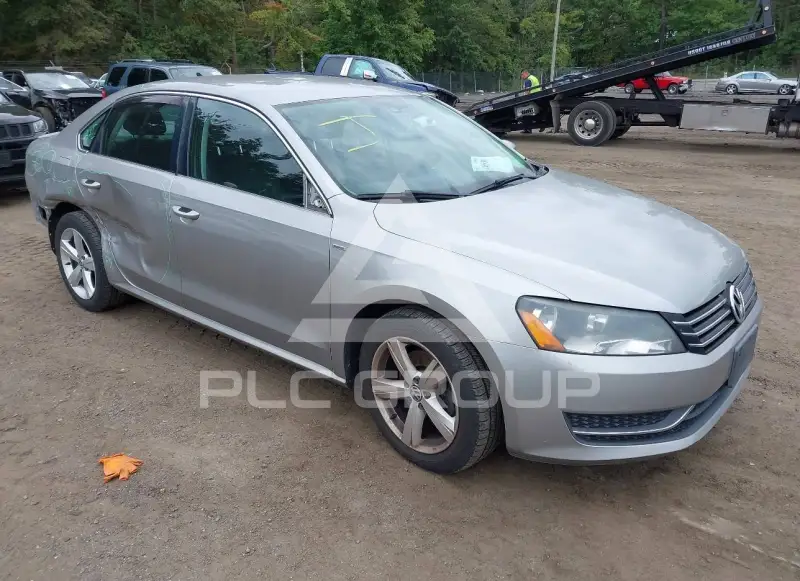 2014 Volkswagen Passat photo
