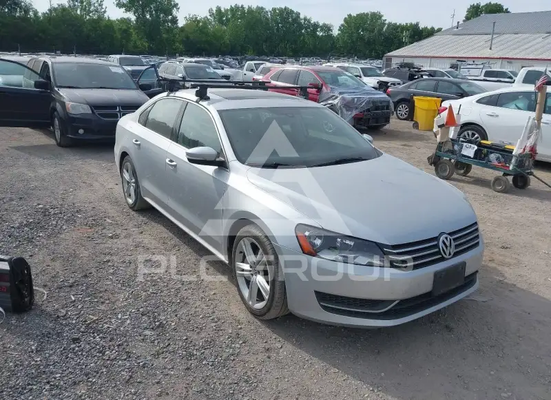 2014 Volkswagen Passat photo
