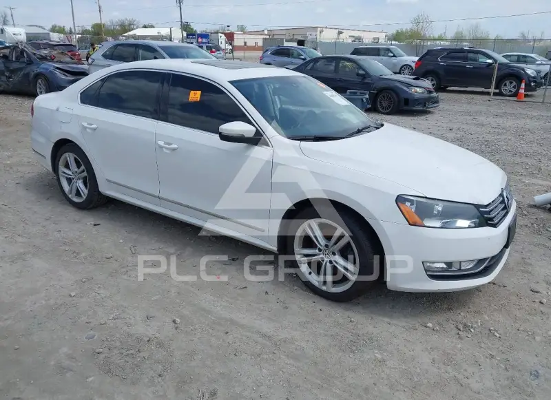 2014 Volkswagen Passat photo