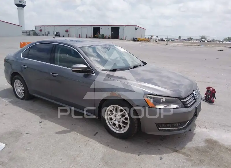 2014 Volkswagen Passat photo
