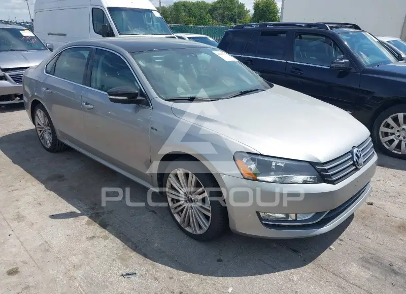 2014 Volkswagen Passat photo