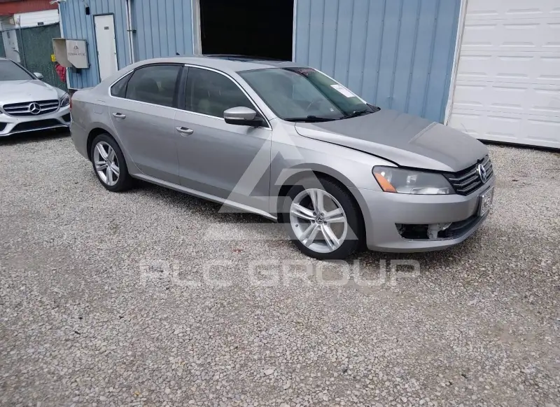 2014 Volkswagen Passat фото