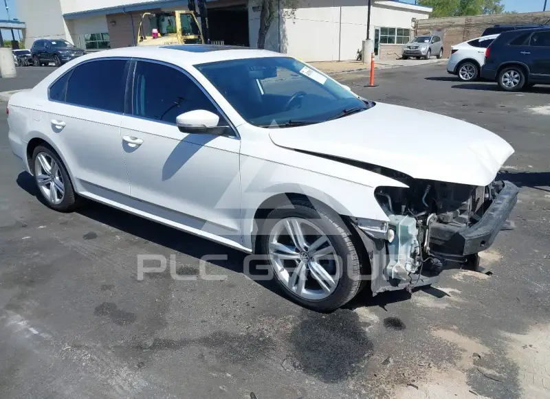2014 Volkswagen Passat photo