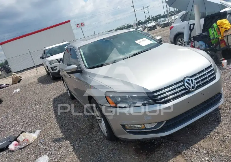 2014 Volkswagen Passat photo