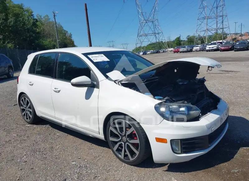 2014 Volkswagen GTI photo