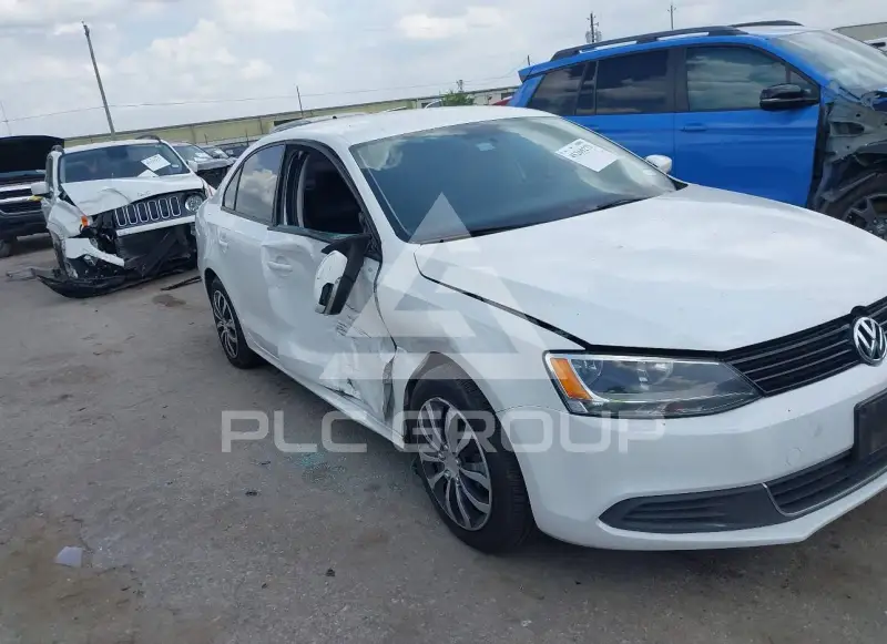 2014 Volkswagen Jetta photo