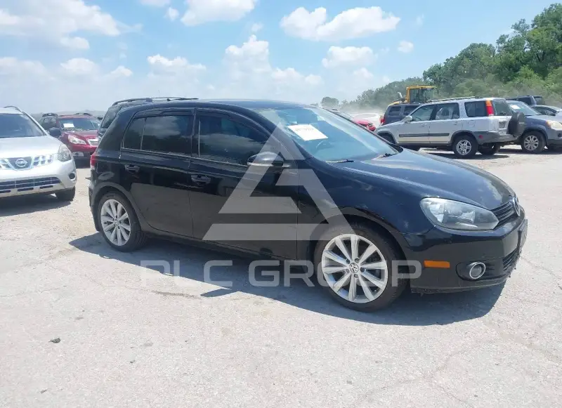 2014 Volkswagen GOLF photo