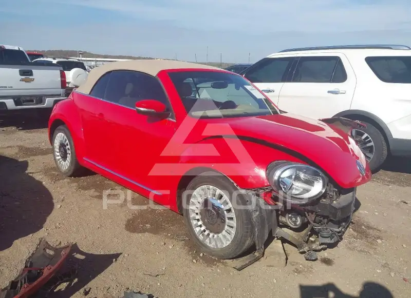 2014 Volkswagen BEETLE фото