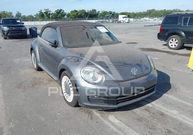 2014 Volkswagen BEETLE photo