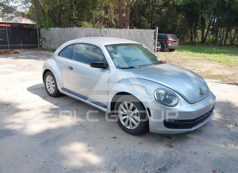 2014 Volkswagen BEETLE фото