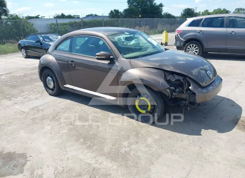 2014 Volkswagen BEETLE фото