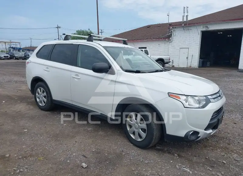 2015 Mitsubishi OUTLANDER фото