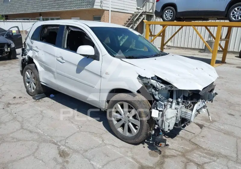 2015 Mitsubishi OUTLANDER фото