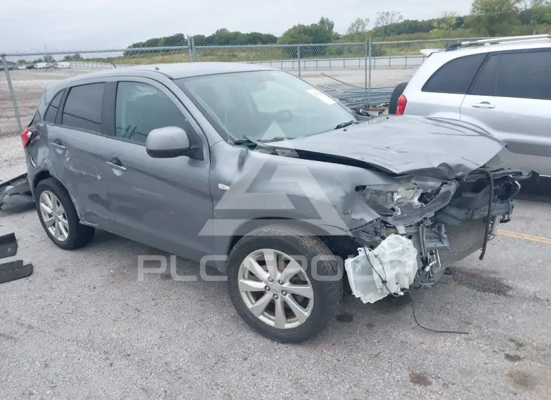 2015 Mitsubishi OUTLANDER photo