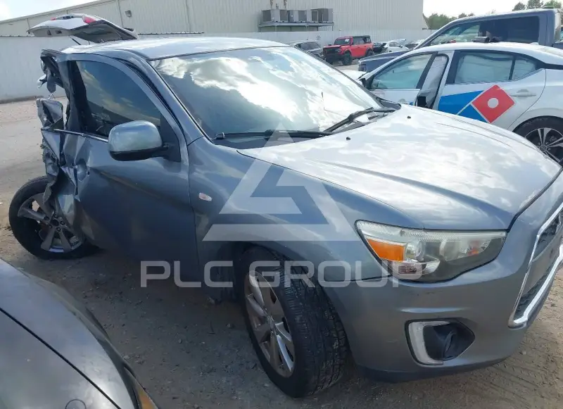 2015 Mitsubishi OUTLANDER фото