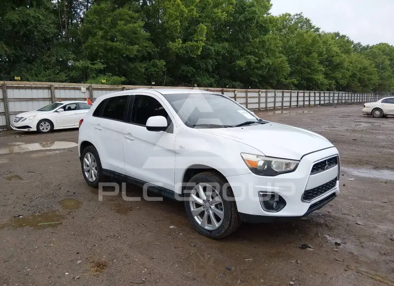 2015 Mitsubishi OUTLANDER фото