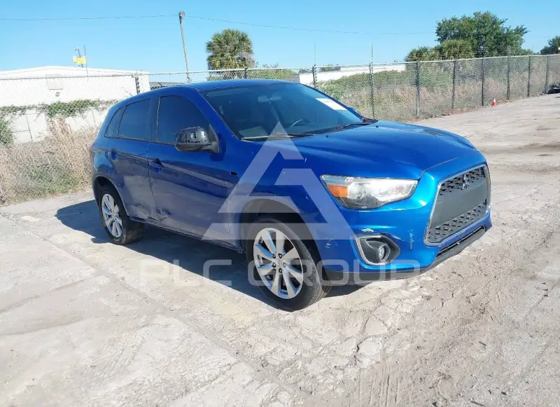 2015 Mitsubishi OUTLANDER photo