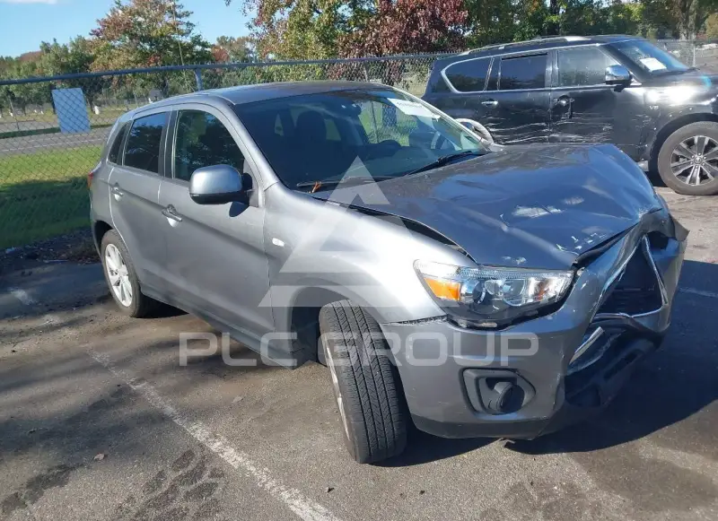 2015 Mitsubishi OUTLANDER photo