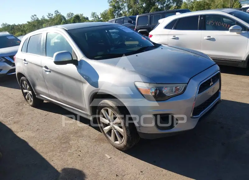 2015 Mitsubishi OUTLANDER фото
