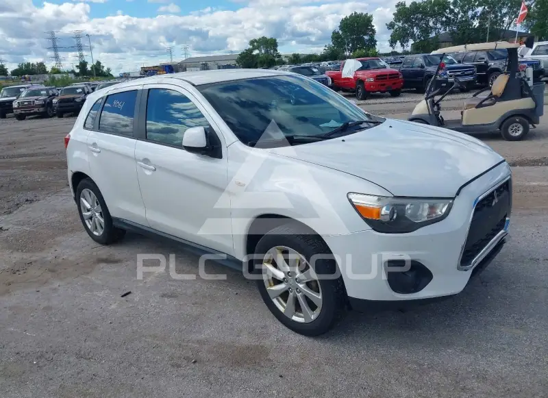 2015 Mitsubishi OUTLANDER фото